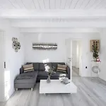 Huus An't Diek, Maisonette In Deichnaehe, Naehe Norddeich Norden
