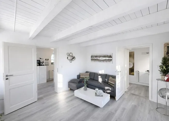 Semesterbostad Huus An't Diek, Maisonette In Deichnaehe, Naehe Norddeich