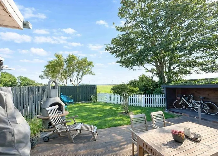 Semesterbostad Huus An't Diek, Maisonette In Deichnaehe, Naehe Norddeich *