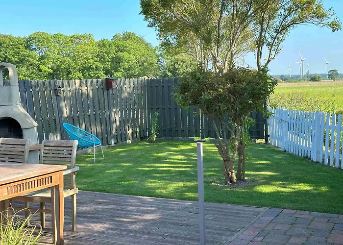 Semesterbostad Huus An't Diek, Maisonette In Deichnaehe, Naehe Norddeich Norden