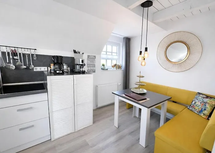 Huus An't Diek, Maisonette In Deichnaehe, Naehe Norddeich