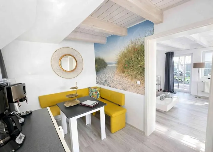 Semesterbostad Huus An't Diek, Maisonette In Deichnaehe, Naehe Norddeich