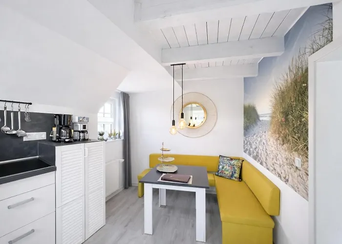 Huus An't Diek, Maisonette In Deichnaehe, Naehe Norddeich Norden